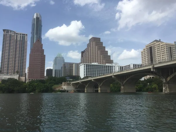 City life in the fast lane