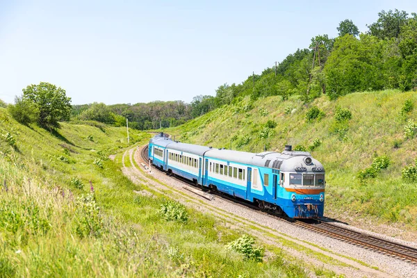Popasna Ukraina Sommaren 2021 Diesel Suburban Persontåg Följer Från Svatovo — Stockfoto
