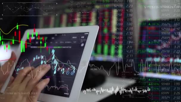 Analyser Les Stocks Négociation Avec Une Tablette — Video