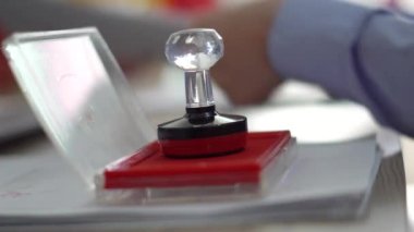 Sözleşme imzası, mühürleme ve inceleme belgeleri