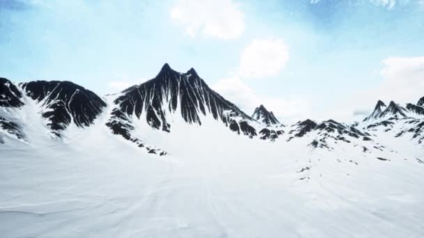 雪山的空中照片 — 图库视频影像