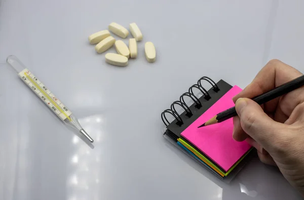 Uluslararası Hemşireler Günü. Hemşire elleri..