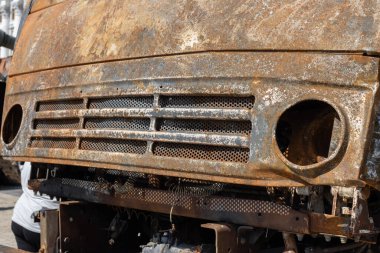 KYIV, UKRAINE - 18 Haziran 2022: Kyiv 'in merkezinde imha edilen Rus askeri kompleksi SA-22 Greyhound.