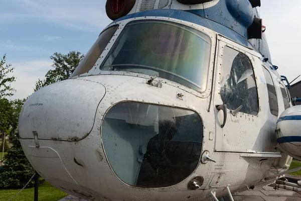 Легкий Многофункциональный Вертолет — стоковое фото