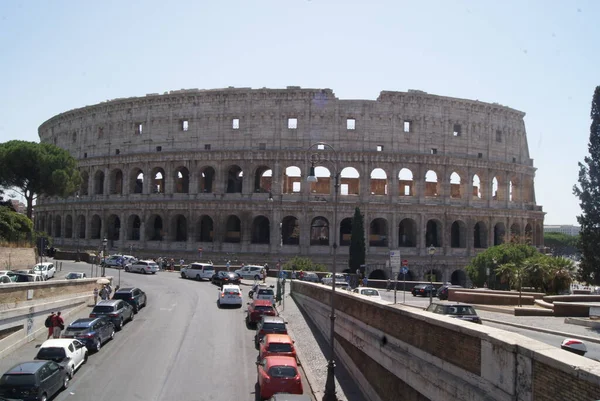 Coliseum Reruntuhan Romawi — Stok Foto