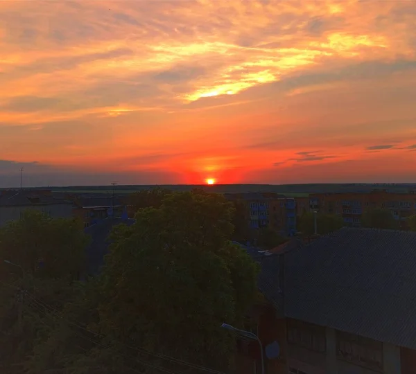 Hermosa Puesta Sol Ciudad Vista Desde Ventana — Foto de Stock