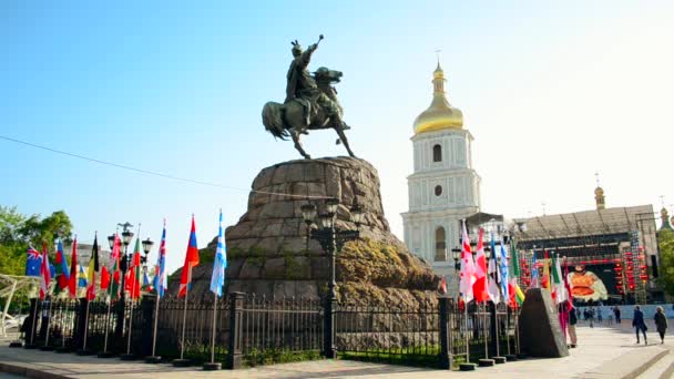 Eurovision 2017 Kiev City Maj 2017 Monument Över Khmelnitskij Centrum — Stockvideo