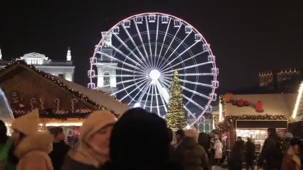 Kiew Ukraine Januar 2022 Podil Weihnachtsmarkt Feierstimmung Zeitraffer Riesenrad Und — Stockvideo