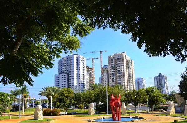 Manhigim Garden Rishon Zion Fountain Flame Monuments Founding Fathers Israel — Stockfoto