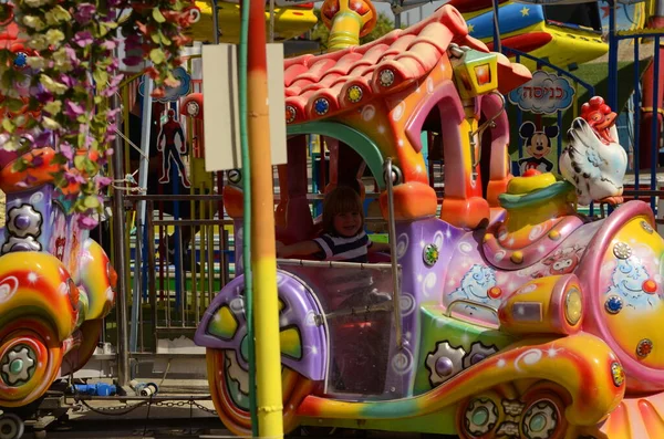 Lunapark Rehovot Israel Octubre 2022 Atracciones Infantiles Fabuloso Tren Carruajes — Foto de Stock