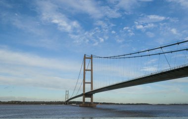 Humber Suspension Bridge, crossing the River Humber Estuary, Between North Lincolnshire and East Yorkshire, England, UK