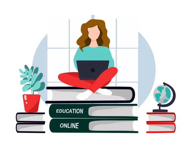 Çevrimiçi ve uzaktan eğitim kavramı. Kitapların üzerinde oturan ve defterin başında okuyan genç bir kadın.