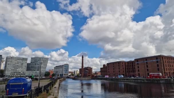 Modern Classic Architecture Liverpool Docks Port Liverpool Albert Dock Viewed — Stock Video