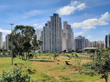 Sua natureza 'daki gibi.