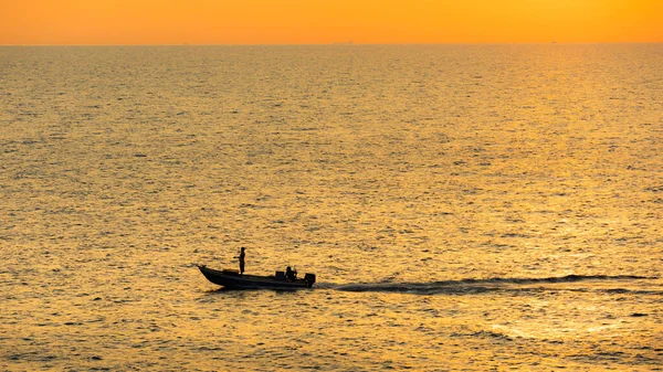 Coucher Soleil Sur Mer Avec Vue Sur Les Montagnes Coucher — Photo