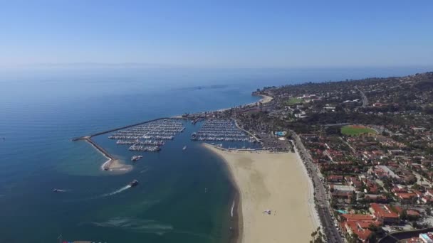 Santa Barbara Utsikt Över Staden Och Kusten Från Stilla Havet — Stockvideo