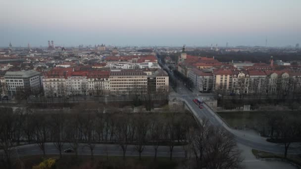 Amazing Fly Angel Peace Munich Germany View City Center Frauenkirche — Wideo stockowe