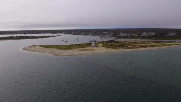 Повітряний Постріл Edgartown Lighthouse Martha Vineyard Massachusetts — стокове відео