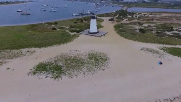 Aerial Shot Edgartown Lighthouse Martha Vineyard Massachusetts — ストック動画