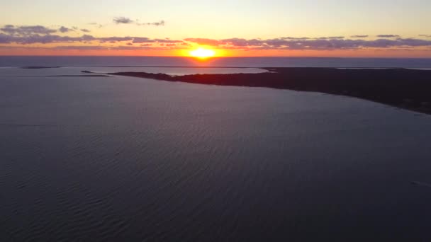 Aerial Shot Edgartown Lighthouse Martha Vineyard Massachusetts — стоковое видео