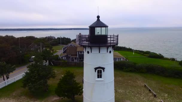 Flygbilder Från East Chop Lighthouse Oak Bluffs Martha Vineyard Usa — Stockvideo