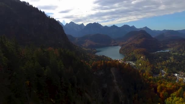 Luftaufnahme Des Wunderschönen Märchenschlosses Neuschwanstein Bayern — Stockvideo