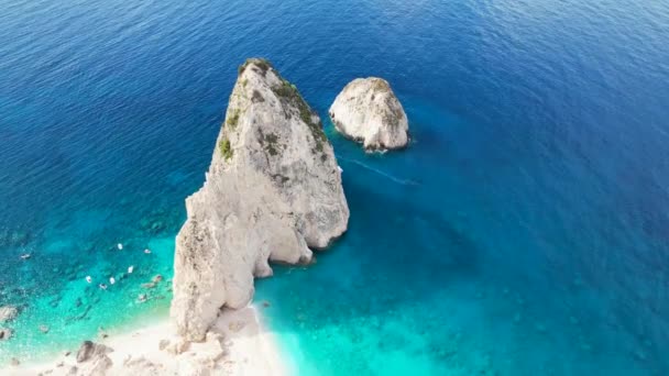 Vista Aérea Zakynthos Grecia Limni Keri Isla Roca Amanecer Mizithres — Vídeos de Stock