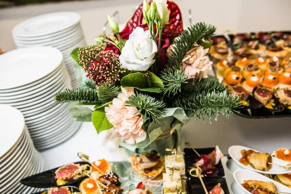 Wedding Table Setting Flowers Appetizers — Zdjęcie stockowe