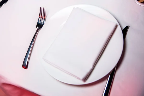 Empty Plate Napkin Fork Knife White Table — 스톡 사진