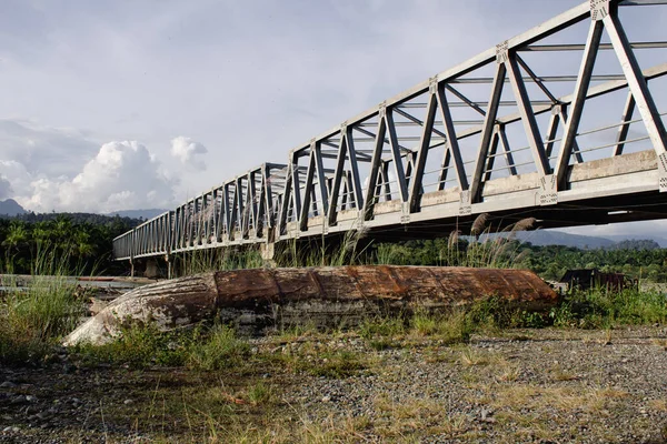 Condición Puente Que Rara Vez Pasa Por Comunidad Local — Foto de Stock