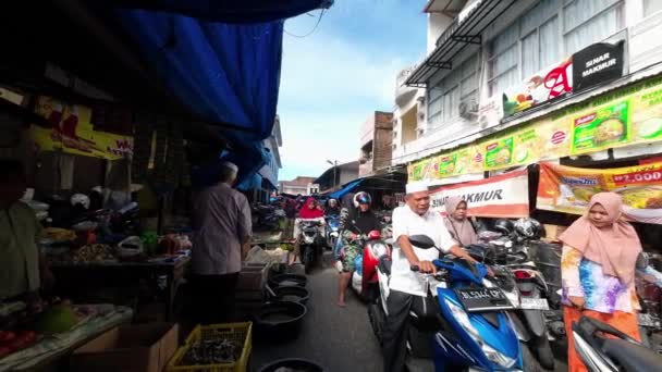 Southwest Aceh Indonésia Junho 2022 Ponto Vista Caminhando Movimentado Mercado — Vídeo de Stock