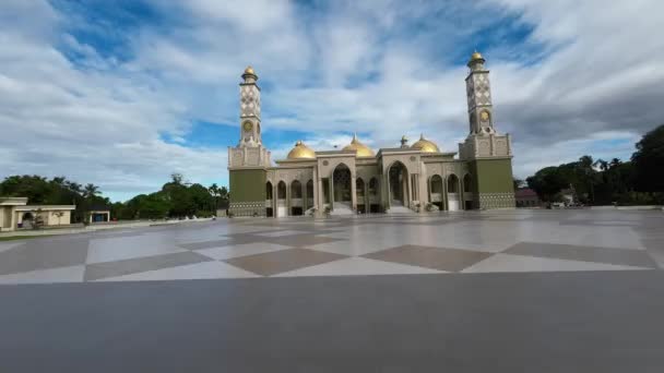 Güneybatı Aceh Endonezya Haziran Güneybatı Aceh Büyük Camii Nde Yürüyüş — Stok video