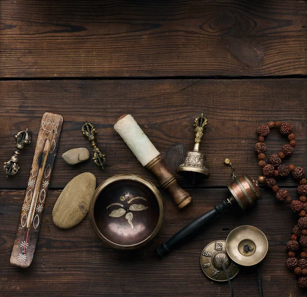 Tibetan Singing Copper Bowl Wooden Clapper Objects Meditation Alternative Medicine — Fotografia de Stock