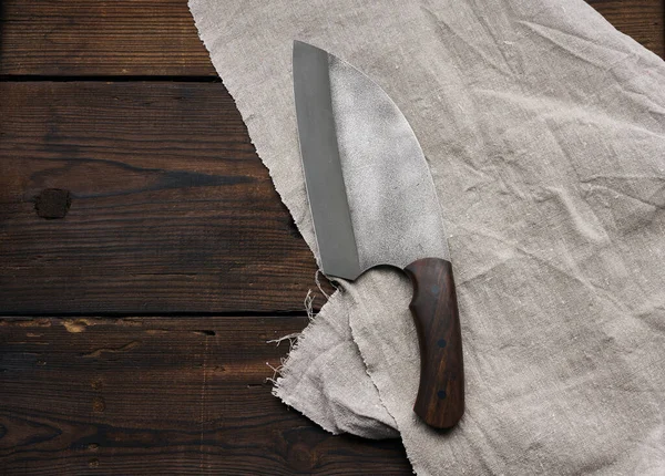 Металлический Острый Кухонный Нож Деревянной Ручке Коричневом Столе Досок Вид — стоковое фото