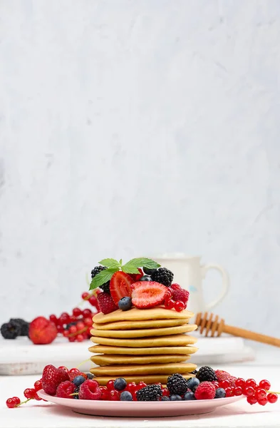 Stack Baked Pancakes Fruits Plate White Table — Stock Photo, Image