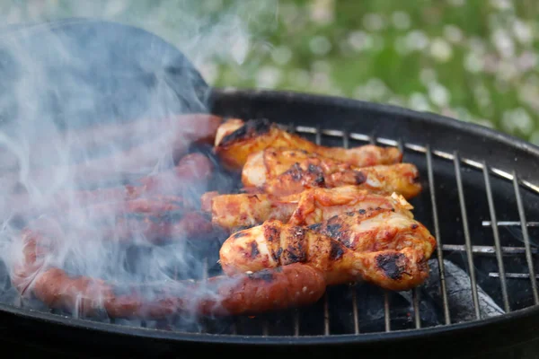 Barbecue Chicken Sausages Garden — ストック写真