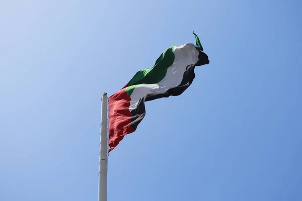 Nationalflagge Der Vereinigten Arabischen Emirate Weht Wind — Stockfoto