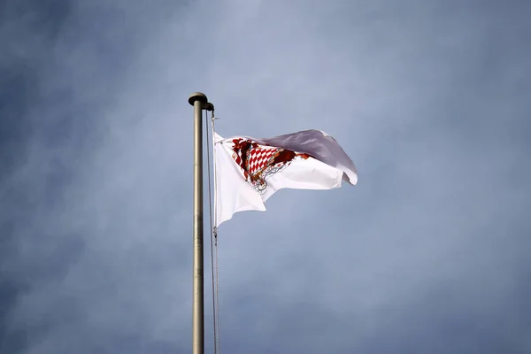 ⬇ Скачать Картинки Bendera Berkibar, Стоковые Фото Bendera.