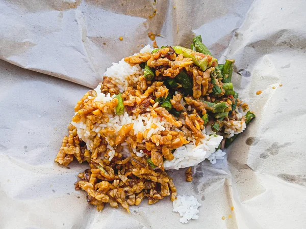 Nasi Pecel Una Comida Tradicional Indonesia Que Generalmente Puede Encontrar — Foto de Stock