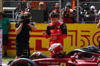  Charles Leclerc (MON) Ferrari F1-75  