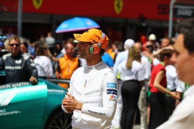  Daniel Ricciardo (AUS) McLaren MCL3