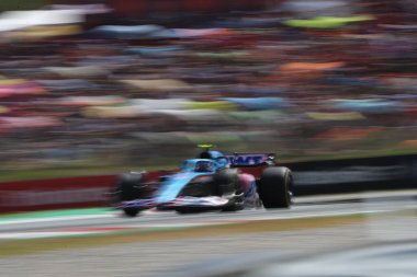  Esteban Ocon (FRA) Alp A522