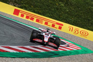 Yuki Tsunoda (JAP) Alfa Tauri AT03