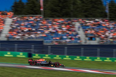 Spielberg, Avusturya, Temmuz 08 2022 - F1 Avusturya GP 2022 - Sergio Perez (MEX) Redbull Racing RB18