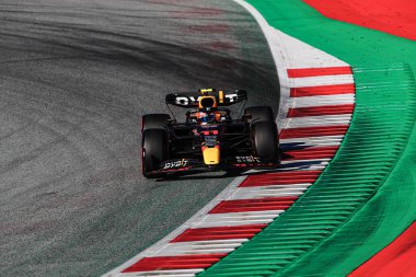 Spielberg, Avusturya, Temmuz 08 2022 - F1 Avusturya GP 2022 - Sergio Perez (MEX) Redbull Racing RB18