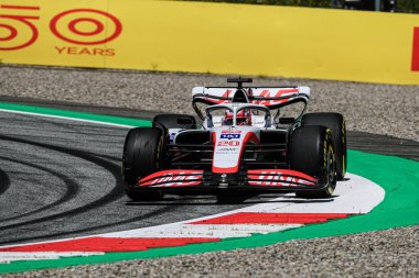 Yuki Tsunoda (JAP) Alfa Tauri AT03