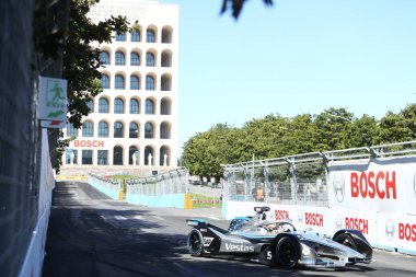 Circuito Cittadino dell'Eur, Rome, Italy - 2022 APRIL 10:  Stoffel Vandoorne (BEL) - Mercedes-EQ Silver Arrow 02 - Mercedes EQ Formula E Team