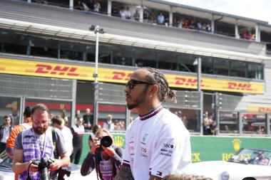  Lewis Hamilton (GBR) Mercedes W13 E Performans