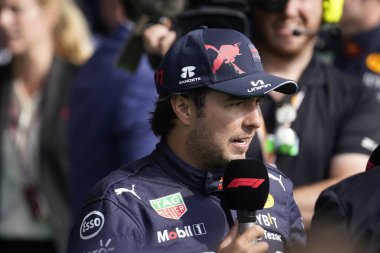  Sergio Perez (MEX) Redbull Racing RB18