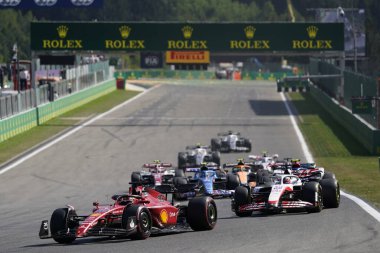  Charles Leclerc (MON) Ferrari F1-75